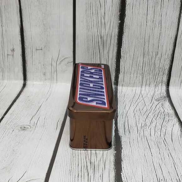 Mini Snicker's Candy Edition Tin - Picture 4 of 11